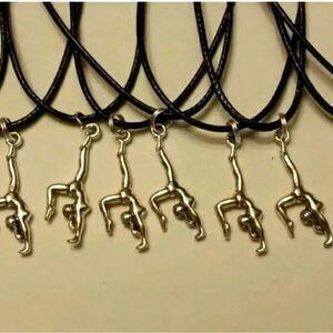 GYMNASTS GYMNASTICS Party Favors Necklaces 10